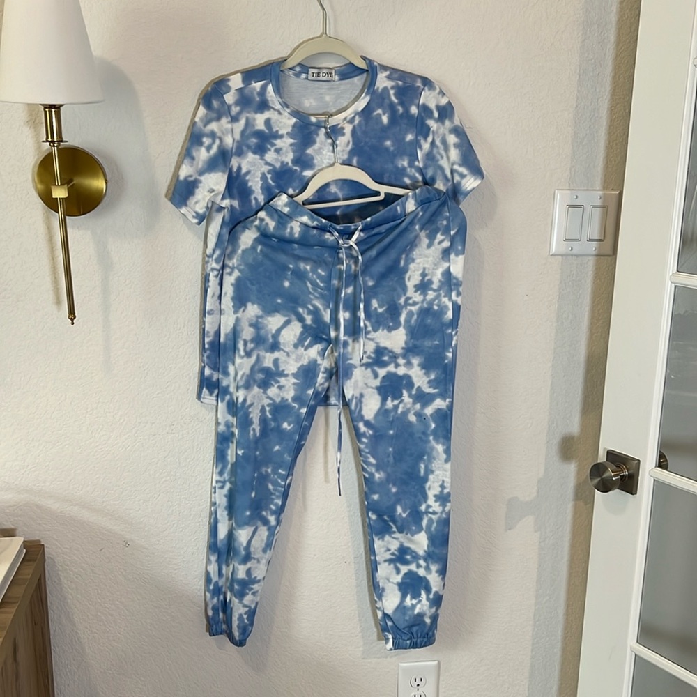 2 piece tie dye set